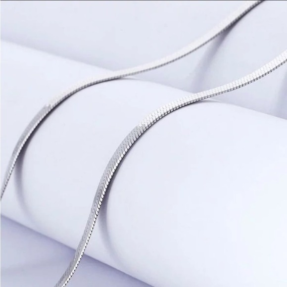 Sterling Silver Herringbone Flat Snake Necklace - Picture 12 of 14